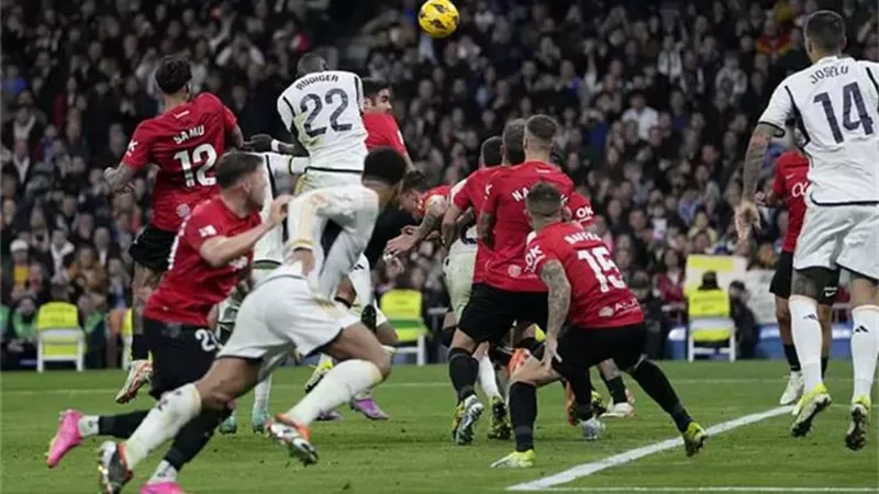 رجل مباراة ريال مدريد ومايوركا فى الدورى الإسبانى