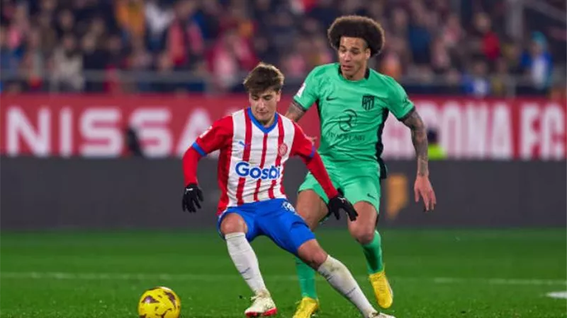 جيرونا يهزم أتلتيكو ويتقاسم صدارة الليجا مع ريال مدريد
