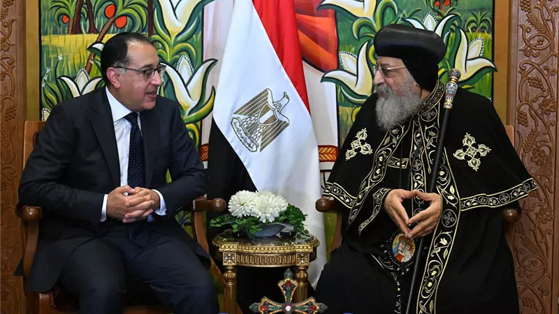 رئيس الوزراء يهنئ البابا تواضروس الثاني بعيد الميلاد المجيد