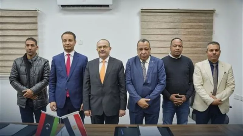 صندوق درنة يوقع عقودا مع المقاولون العرب فى مجال إعادة الإعمار
