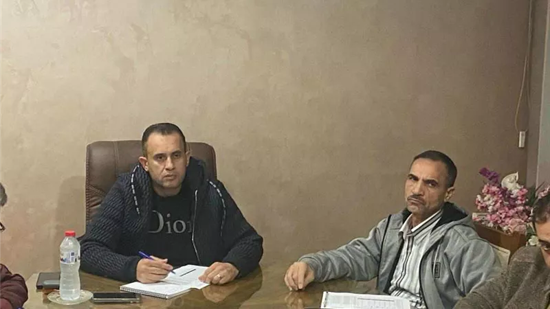 رئيس دمياط الجديدة يعقد مقابلات شخصية لاختيار أعضاء مجلس الأمناء