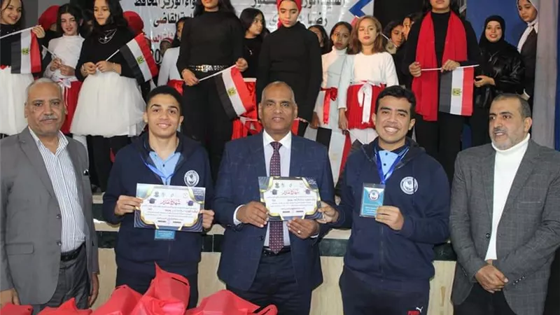 تعليم المنيا يكرم المشاركين في مسابقة العلوم والهندسة