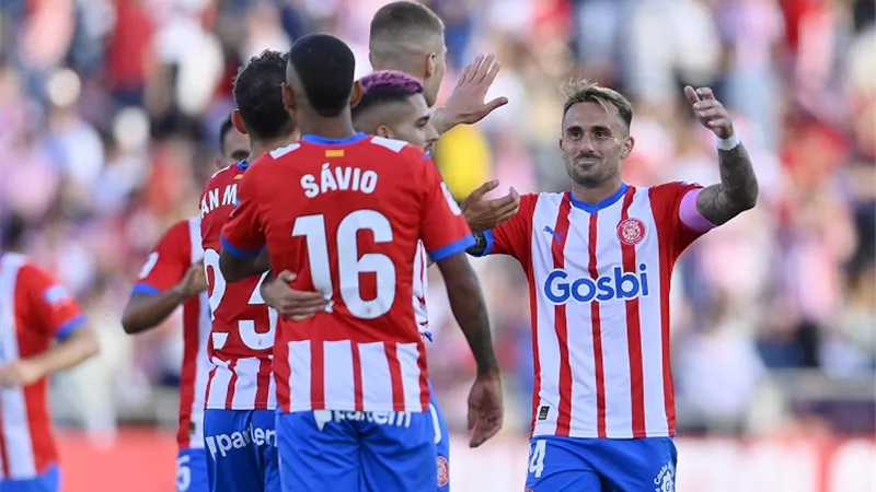برشلونة يسعى لتكرار صفقة جديدة من جيرونا