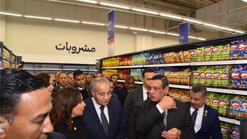 وزير التنمية المحلية:11مليار جنيه تكلفة مشروعات المنطقة اللوجستية