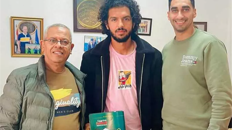 رسميا.. القناة يُعلن التعاقد مع عمرو بركات