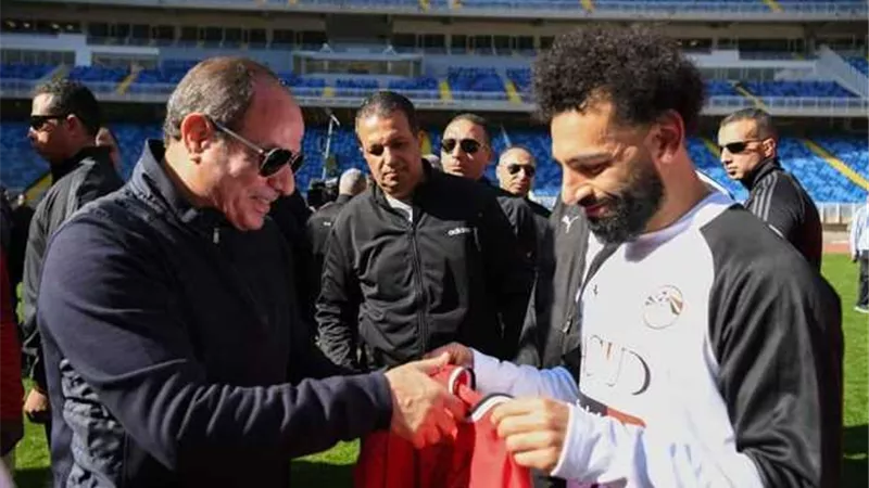 محمد صلاح للرئيس السيسى : نعدكم بحصد لقب كأس الأمم الافريقية