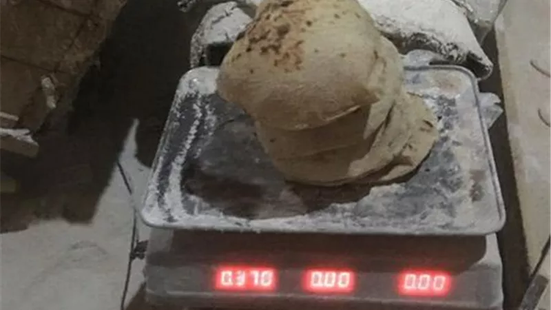 محافظ الإسماعيلية يُوجِّه بالرقابة المستمرة على الأسواق والمحال