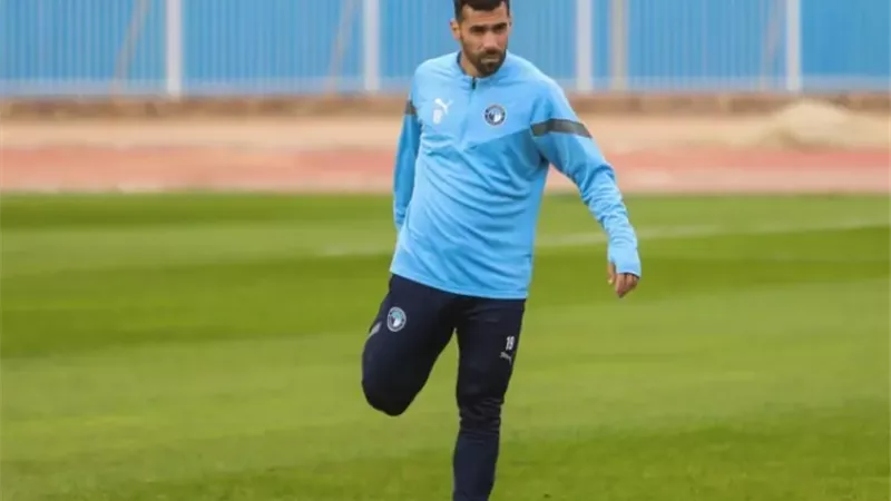 أول رد من بيراميدز على رحيل عبدالله السعيد الى الزمالك
