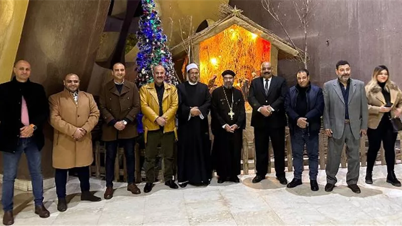 حزب الشعب الجمهورى بالشروق يقدم التهنئة للكنيسة بعيد الميلاد صور