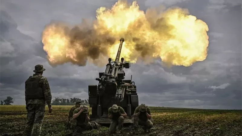 مقتل وإصابة 19 شخصا جراء قصف روسي شرق أوكرانيا