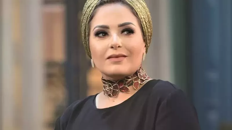 الفنانة صابرين