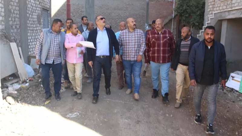حل أزمة تسرب الصرف الصحى بدير إسنا جنوب الأقصر