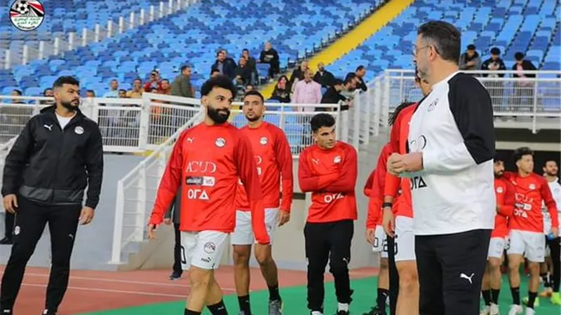 صلاح طلباته كتيرة .. شاهد سيف زاهر يكشف كواليس معسكر المنتخب