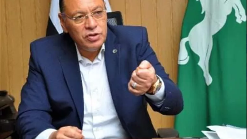 ضبط 2 طن و450 كيلو دقيق بلدي مدعم باولادصقر