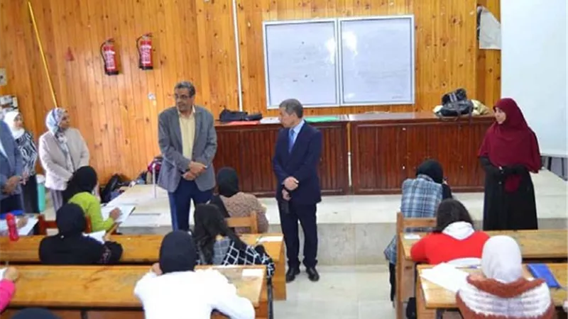 أوراق الاسئلة في حراسة الشرطة.. ودخول الامتحان بالمحمول ممنوع