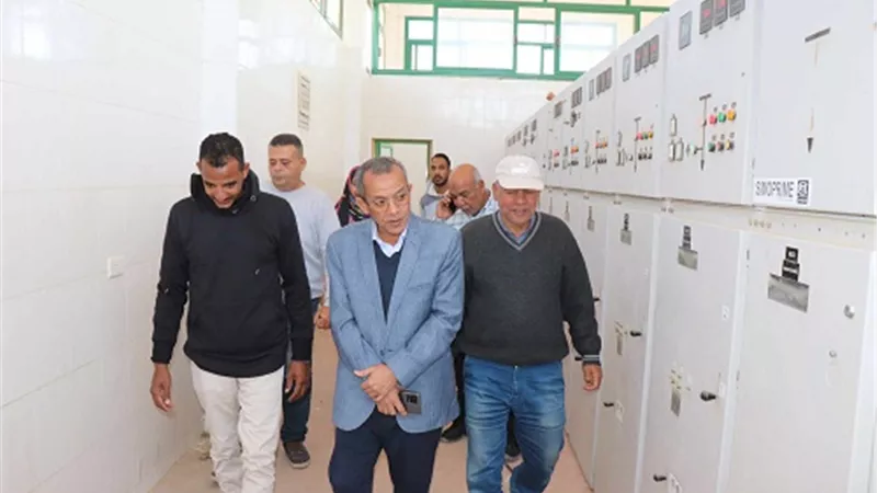 رئيس مياه البحر الاحمر يتفقد محطات الصرف الصحي بالغردقة