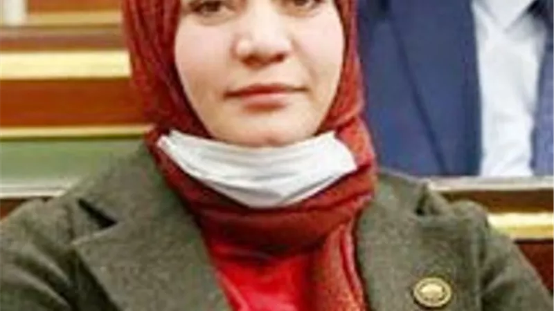 نائبة تسأل وزير السياحة هل لدينا خطة للحفاظ على السائح متكرر