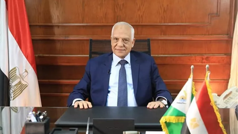 محافظ الجيزة يطمئن على الاستعدادات لامتحانات الفصل الدراسي الاول