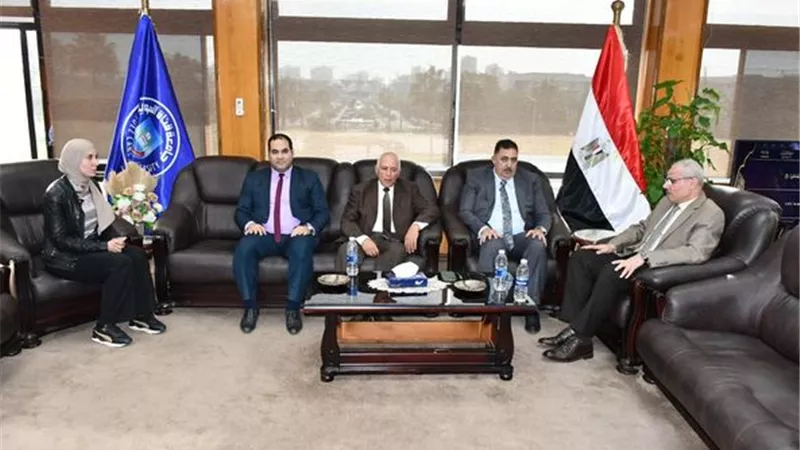 وحدة حقوق الإنسان بالتعليم العالي تنظم ورشة عمل بجامعة القناة