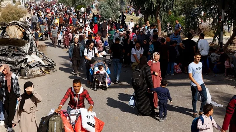 وزير فلسطيني: 271 ألف منزل دُمرت في غزة.. ونتعرض لحرب إبادة وتجويع وتطهير عرقي