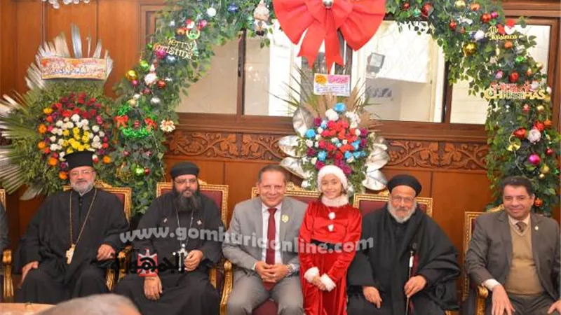 رئيس جامعة دمياط يزور كنيسة العذراء مريم للتهنئة بعيد الميلاد