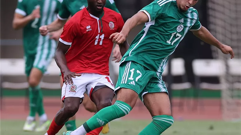 منتخب الجزائر يفوز على بوروندى برباعية نظيفة