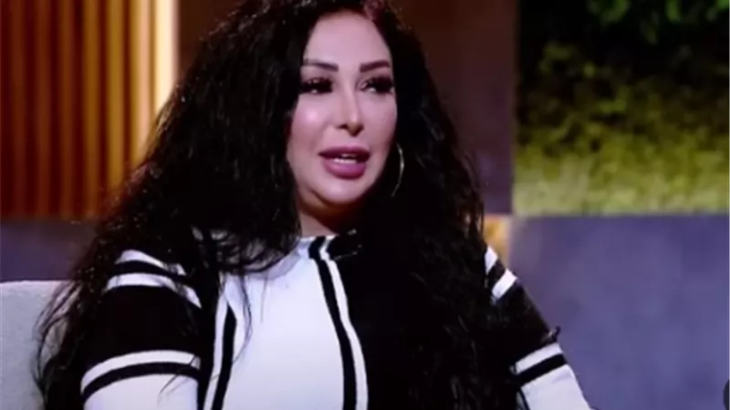 شاهيناز لـ حلمى بكر: 