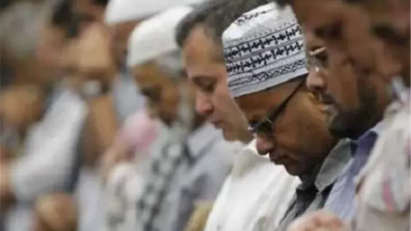 الافتاء ترد.. هل يجوز صلاة النوافل في جماعة؟