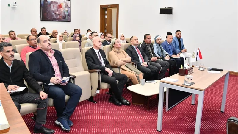 ياسمين فؤاد: نسعى لتنفيذ مفهوم الإلتزام البيئي الطوعى