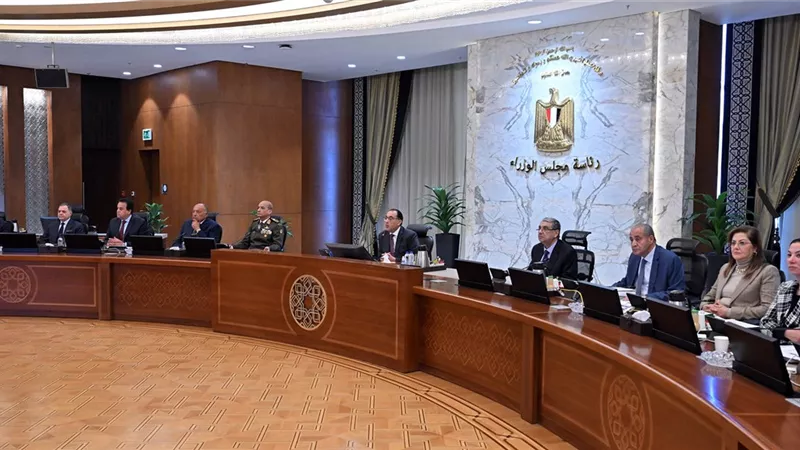 مدبولى: الرئيس السيسى حريص على مواصلة الجهود لحل الأزمة الراهنة فى غزة