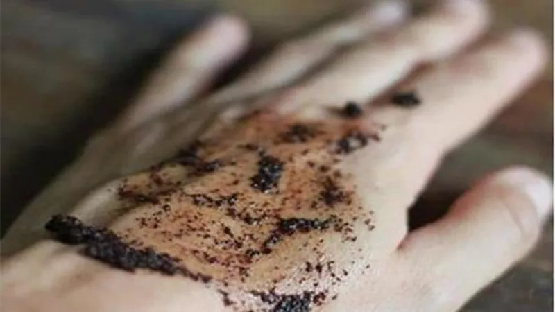 خدعوك فقالوا .. البن يساعد على إلتئام الجروح