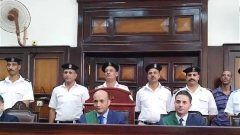 احمد خلص على شقيقته بسم الفئران