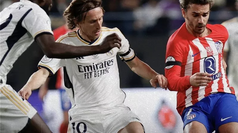 ريال مدريد يبدع ويهزم أتلتيكو 5 - 3 فى سوبر اسبانى مجنون