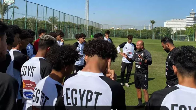شيتوس يعلن قائمة منتخب الشباب