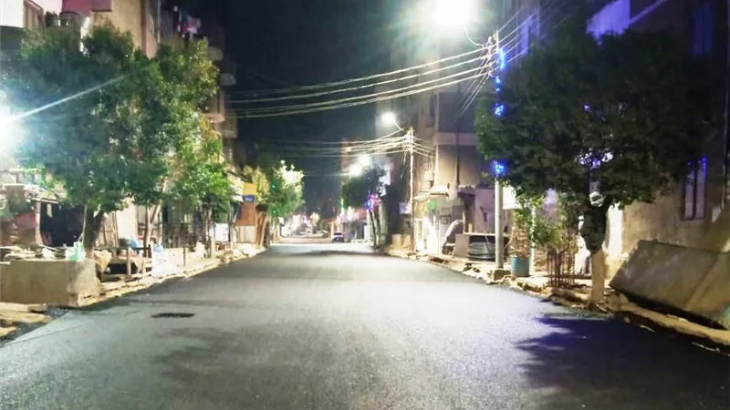 محافظ أسوان : إستكمال خطة الرصف بشوارع إدفو