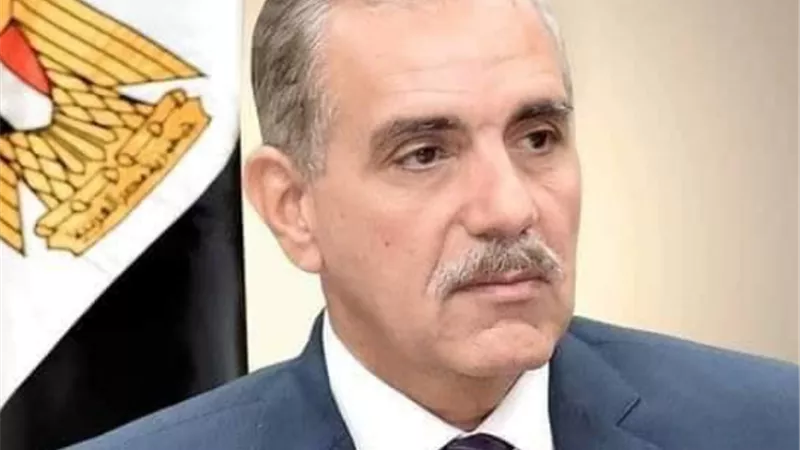 محافظ كفرالشيخ يتابع جهود حملات النظافة وتطهير شبكات