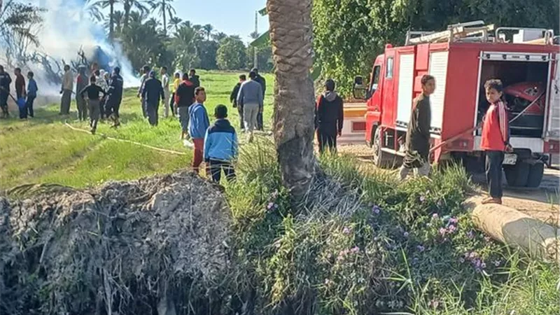 السيطرة على حريق هيش في كسفريت بالإسماعيلية..صور
