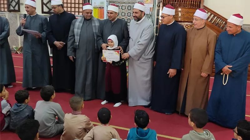 أوقاف الفيوم تنظم قافلة دعوية كبرى بإدارة إطسا غرب..صور