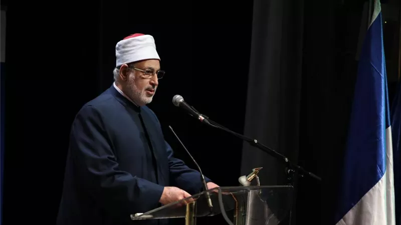 عياد و عبد الغني يتقدمان بخالص التعازي في وفاة والدة وكيل الازهر