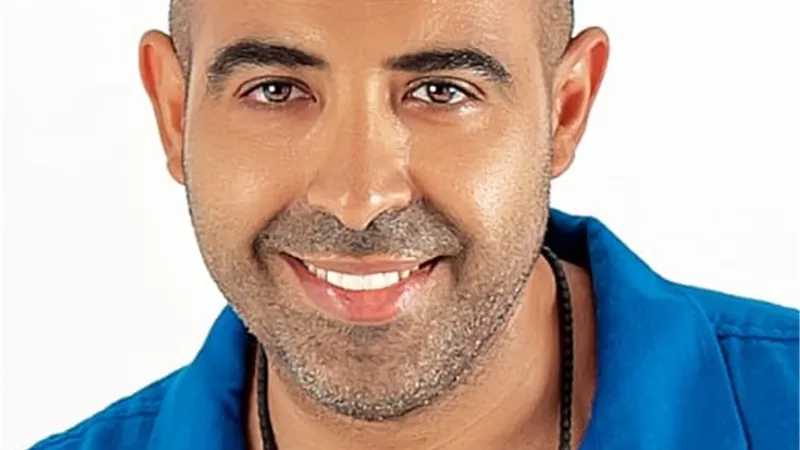 رسالة واتساب.. محمد عدوية يخوض التلحين في أحدث أغانيه