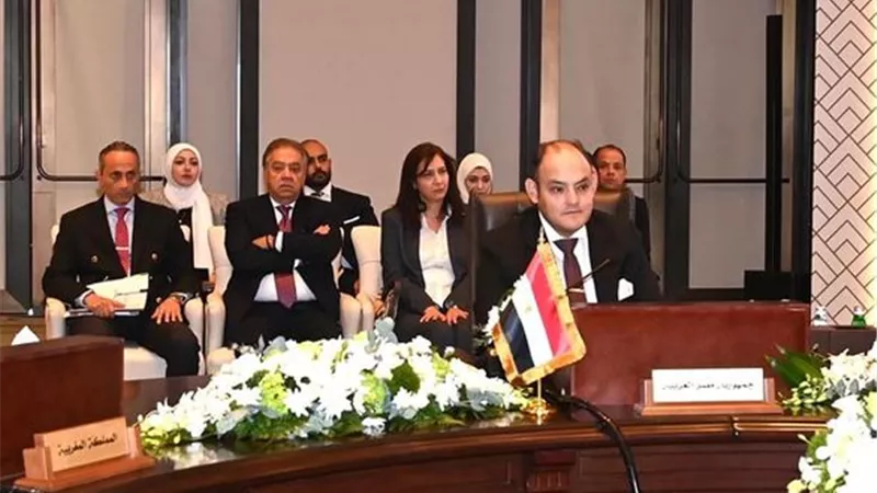 وزير التجارة يشارك في اجتماع اللجنة العليا للشراكةالصناعية التكاملية