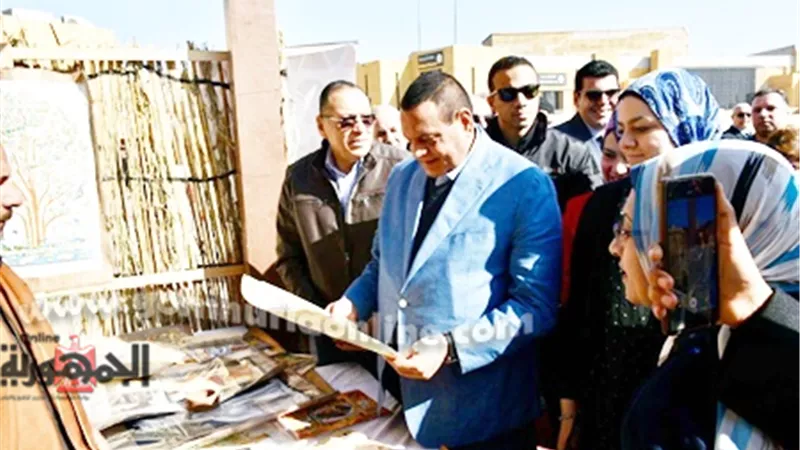 أمنة وغراب يتفقدان معرض أيادي مصر و مسار العائلة المقدسة بتل بسطة