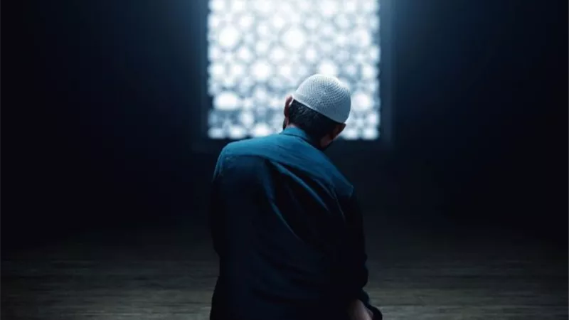 حكم صلاة تارك الزكاة