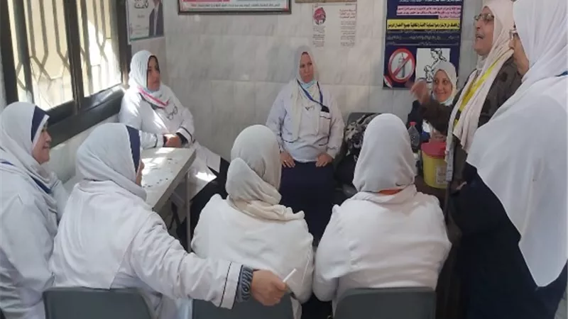 بالمجان..كشف وعلاج ١٣٢٥ مواطن في قافلة طبية بكفر منصور بالقليوبية