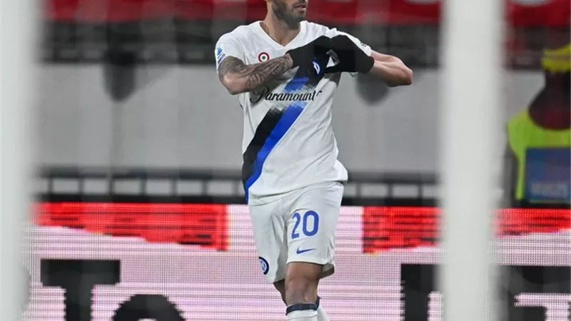 إنتر ميلان يكتسح مونزا بخماسية ويعزز صدارته للدوري الإيطالي
