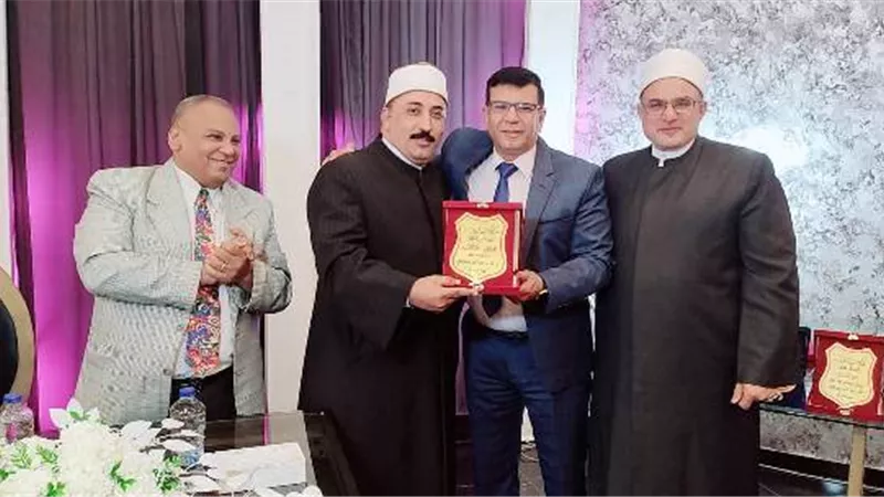 تكريم أصحاب الهمم وأصحاب الفكر بالعبور