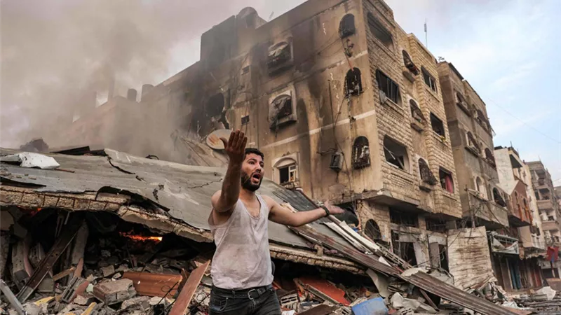 القصف الإسرائيلي على غزة.. بحراً وجواً وبراً