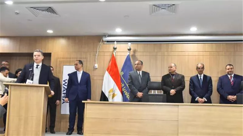 وزير الاتصالات ومحافظ أسيوط يشهدان توقيع 4 مذكرات تفاهم