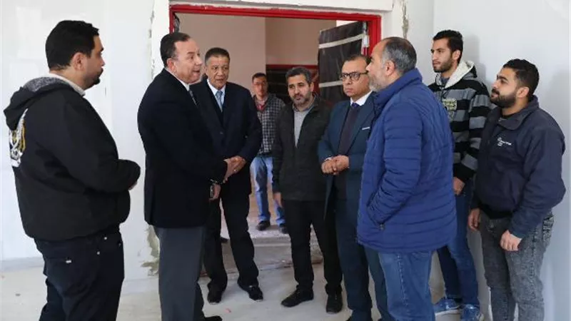 رئيس جامعة المنصورة الجديدة يتفقد تسليم مبانى العلاج الطبيعى