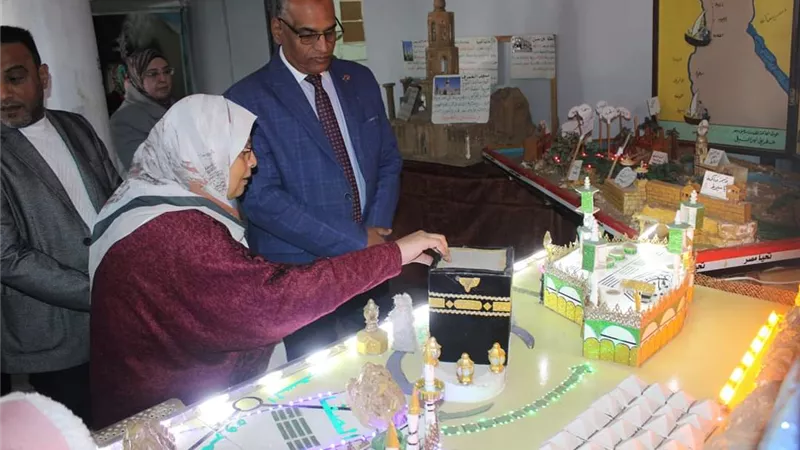 افتتاح معرض الوسائل التعليمية بمسرح مديرية التعليم بالمنيا
